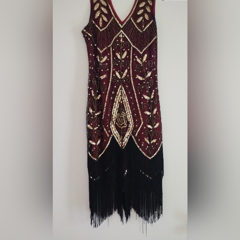 Elegant Burgundy and Gold Beaded Flapper Dress
